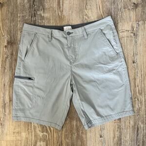 Weatherproof Vintage Cargo Shorts Gray Straight Fit Nylon Spandex Men